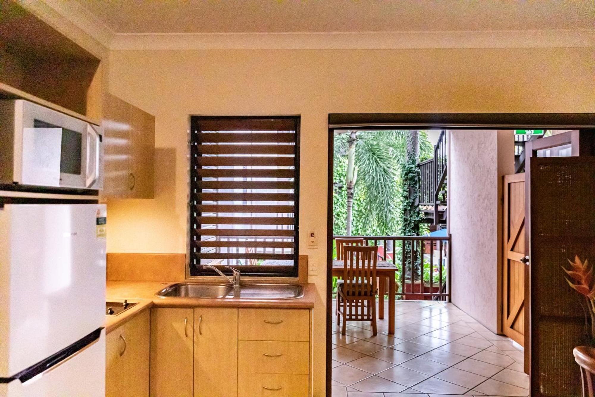 Hibiscus Resort & Spa - Official Onsite Reception & Check In Port Douglas Exterior photo