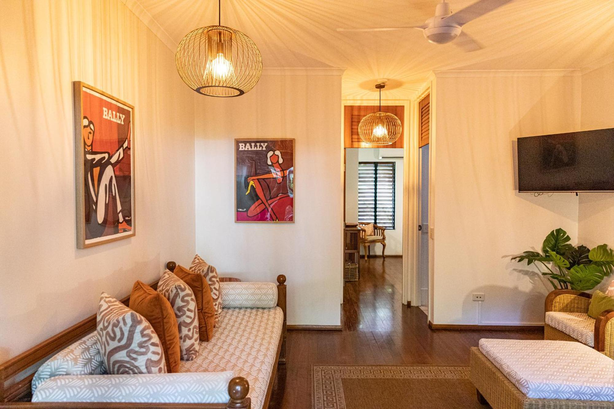 Hibiscus Resort & Spa - Official Onsite Reception & Check In Port Douglas Exterior photo